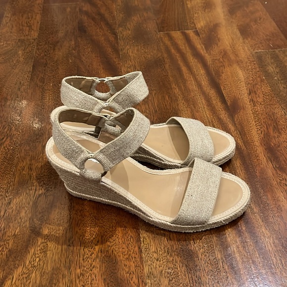 Browns wedges, size 39 - Picture 3 of 5
